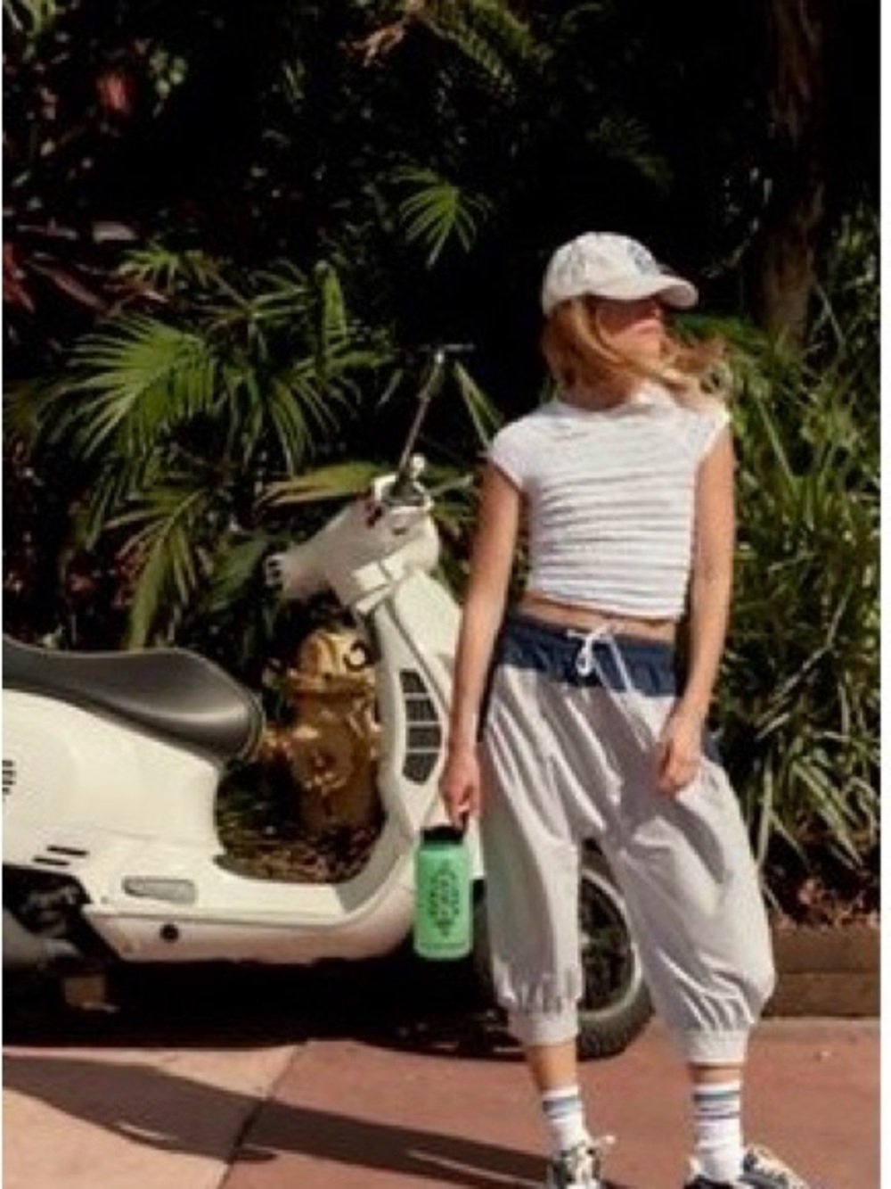 Free People White Cropped Drawstring Jogger Capris with Navy Waistband